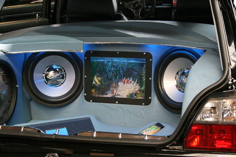 Do Subwoofers Drain Car Battery